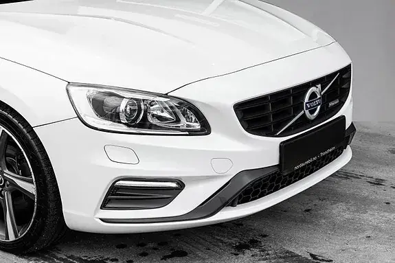 Volvo V60 2014 photo 2