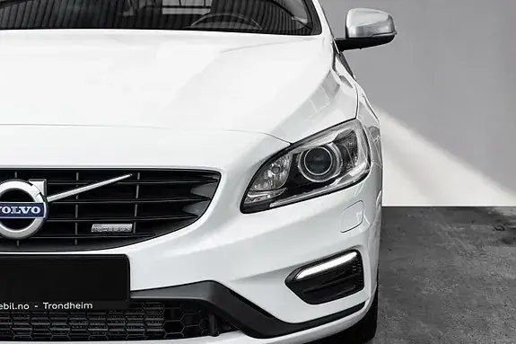 Volvo V60 2014 photo 4