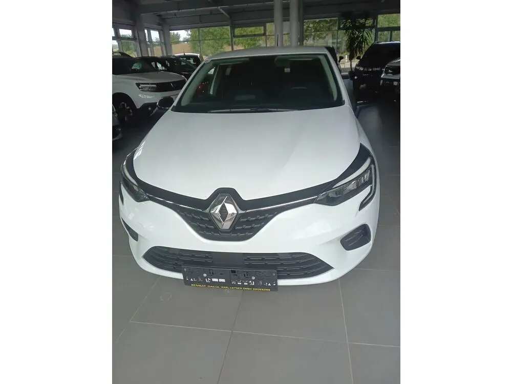 Renault Clio 2023 photo 2