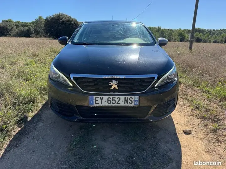 Peugeot 308 2018 photo 3