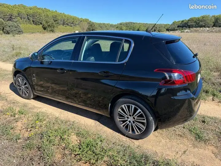 Peugeot 308 2018 photo 4