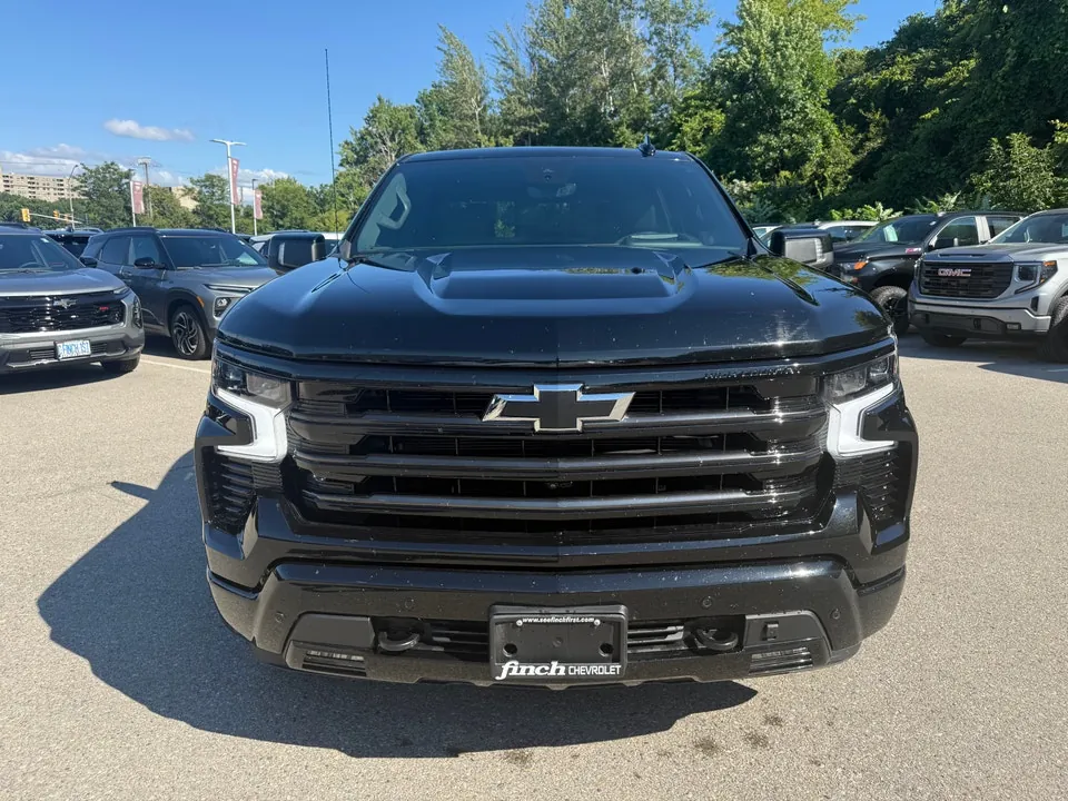 Chevrolet Silverado 1500 2024 photo 2