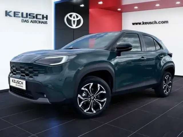 Toyota Yaris Cross photo 2