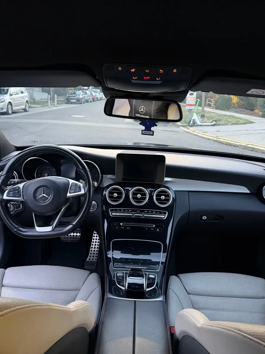 Mercedes-Benz C-Class 2017 photo 3