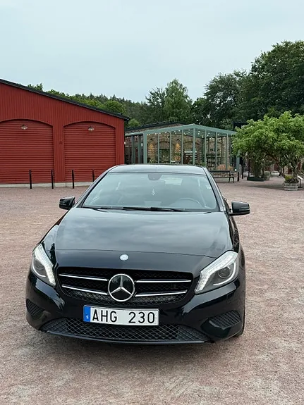 Mercedes-Benz A180