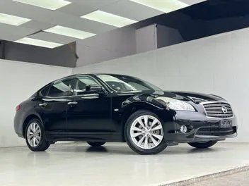 Nissan Fuga 2012 photo 5