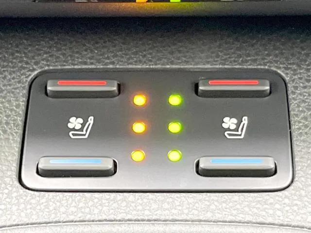 Toyota Corolla Cross 2025 photo 5