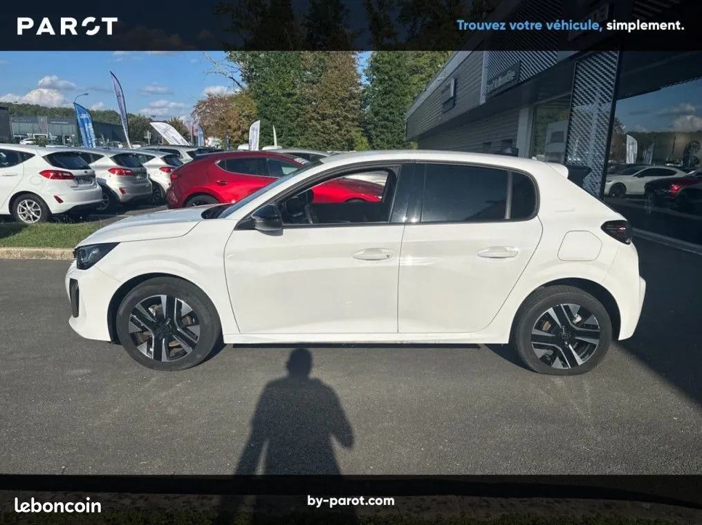 Peugeot 208 2025 photo 2