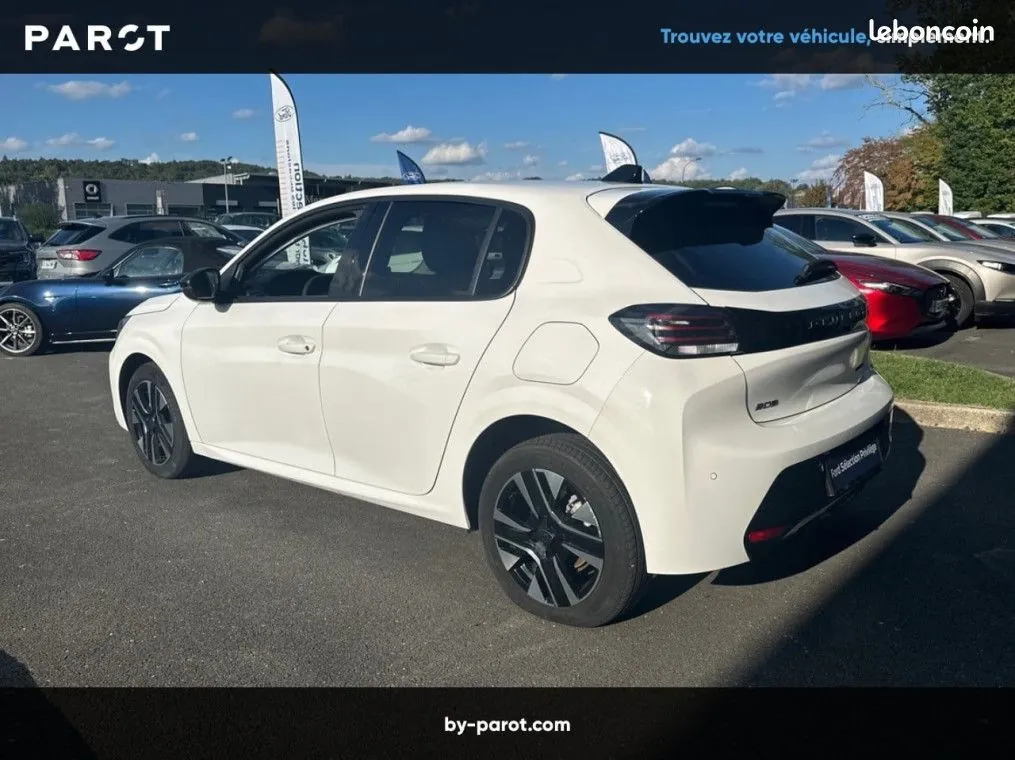 Peugeot 208 2025 photo 3