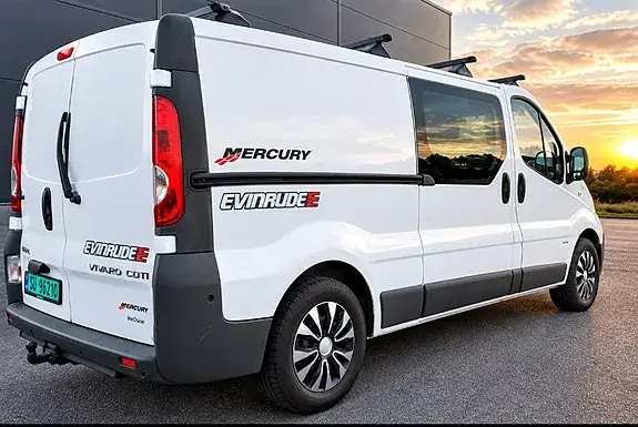 Opel Vivaro 2011 photo 4