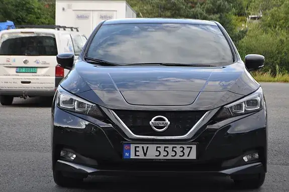 Nissan Leaf 2020 photo 2