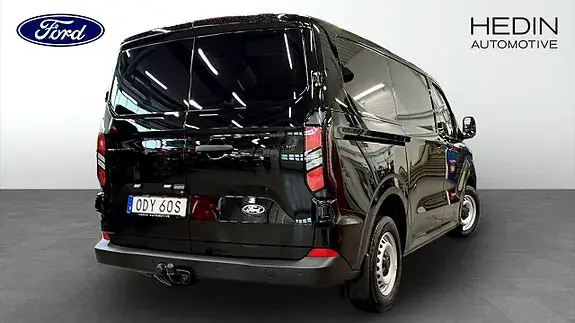 Ford Custom 2027 photo 2