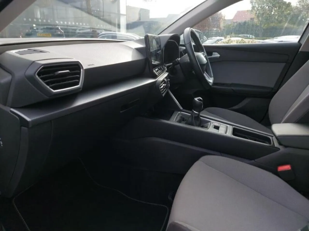 Seat Leon 2024 photo 5