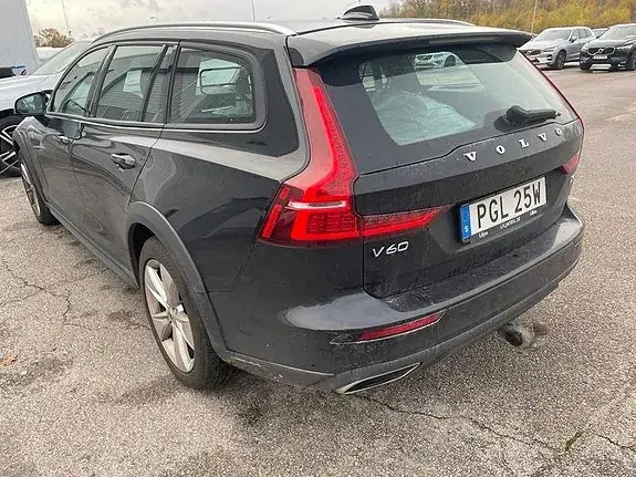 Volvo V60 Cross Country 2020 photo 4