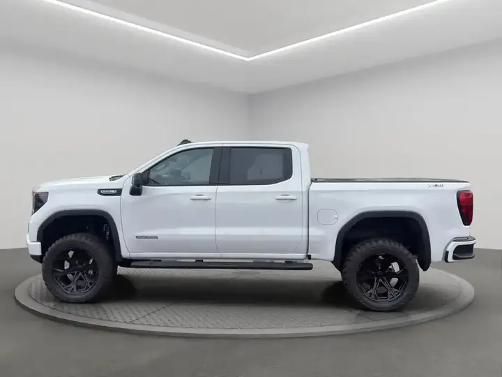 GMC Sierra 1500 2026 photo 3