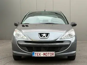 Peugeot 206 2009 photo 3
