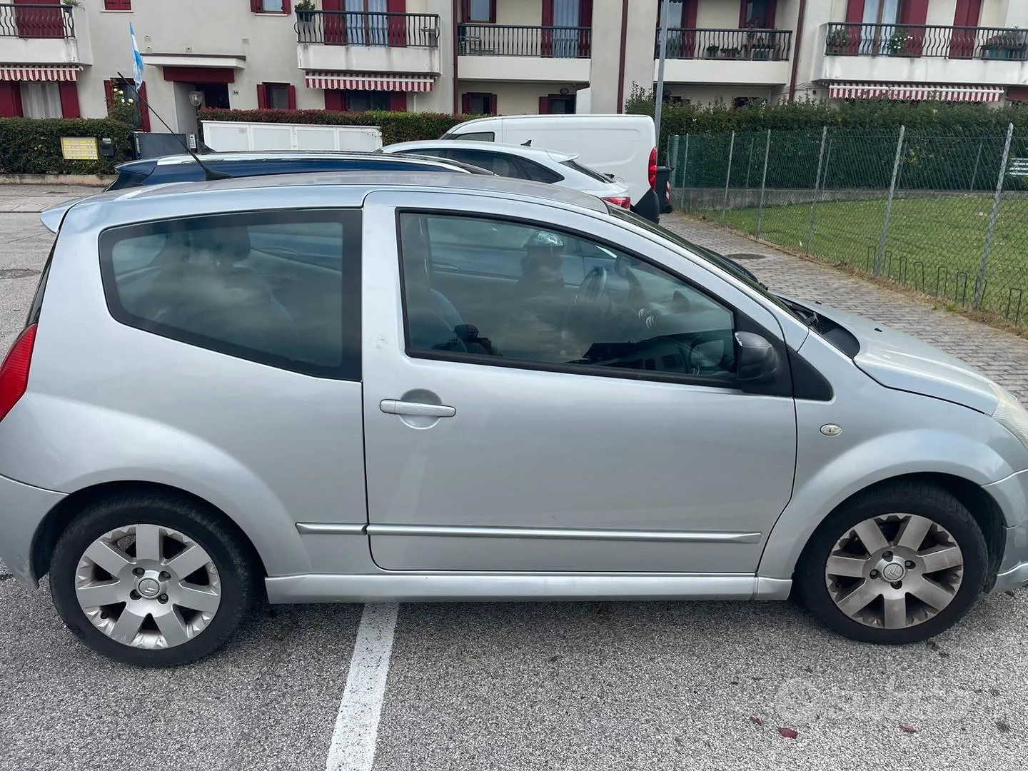 Citroen C2 2005 photo 2