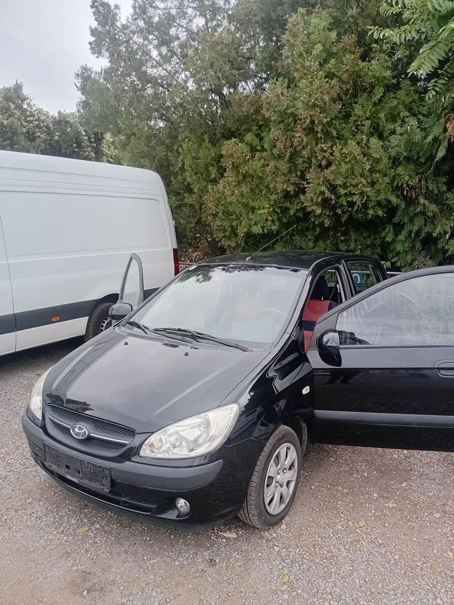 Hyundai Getz 2010 photo 2