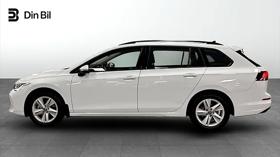 Volkswagen Golf I 2026 photo 2
