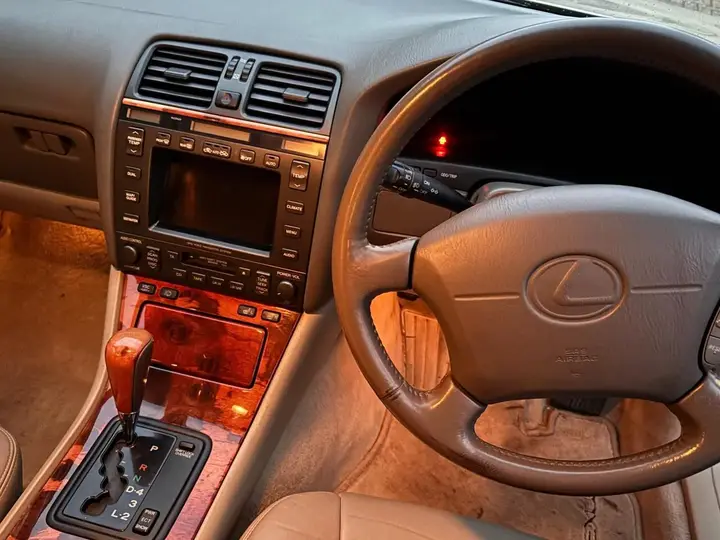 Lexus Ls400 2000 photo 5