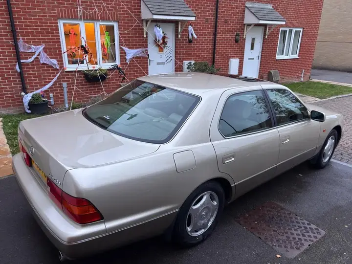 Lexus Ls400 2000 photo 4