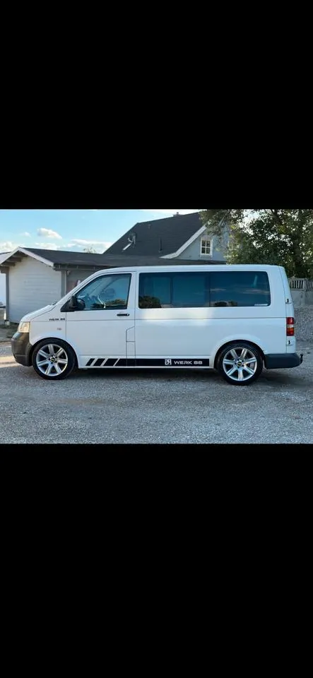 Volkswagen T5