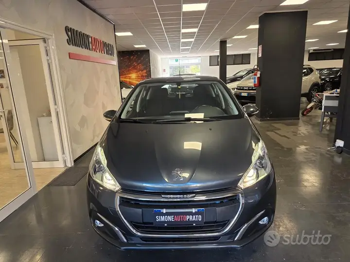 Peugeot 208 2017 photo 3