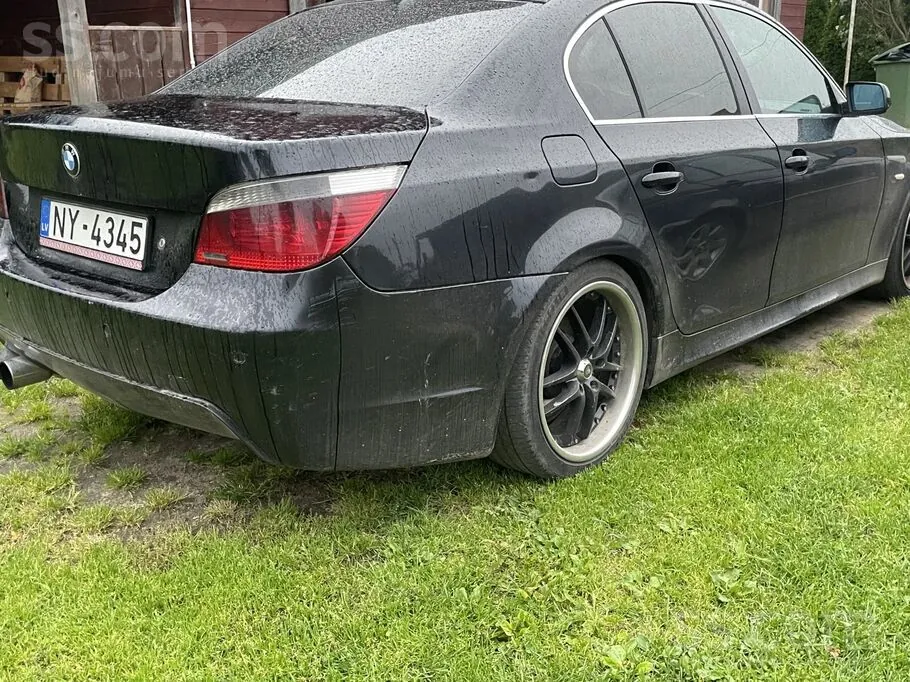 BMW 530 2003 photo 4