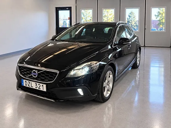 Volvo V40 Cross Country 2015 photo 3