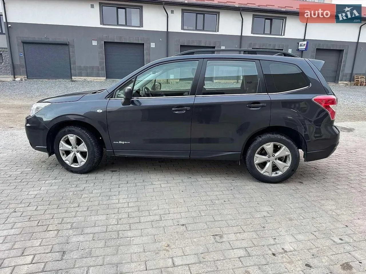 Subaru Forester 2015 photo 4