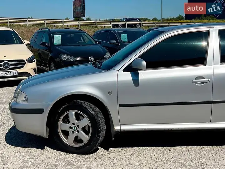 Skoda Octavia 2008 photo 4
