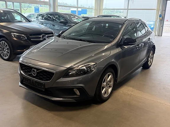 Volvo V40 2015 photo 2