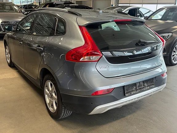 Volvo V40 2015 photo 4
