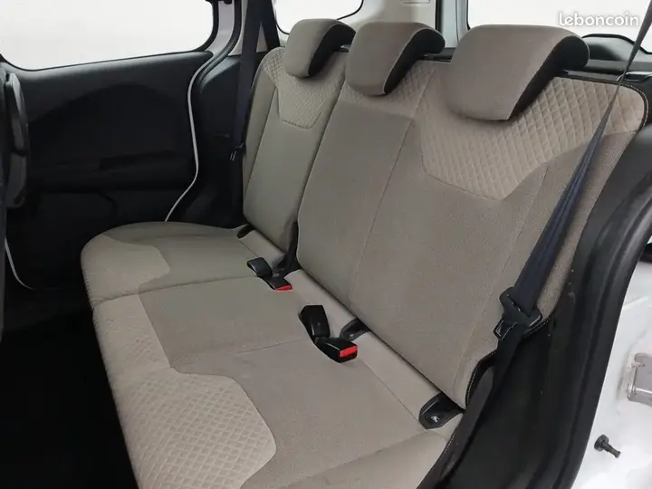 Ford Tourneo Courier 2019 photo 4