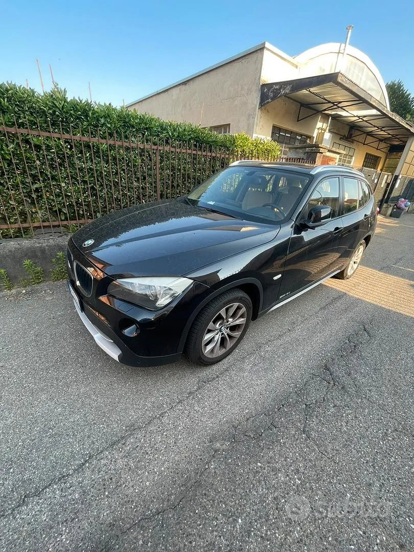 BMW X1 2011 photo 2
