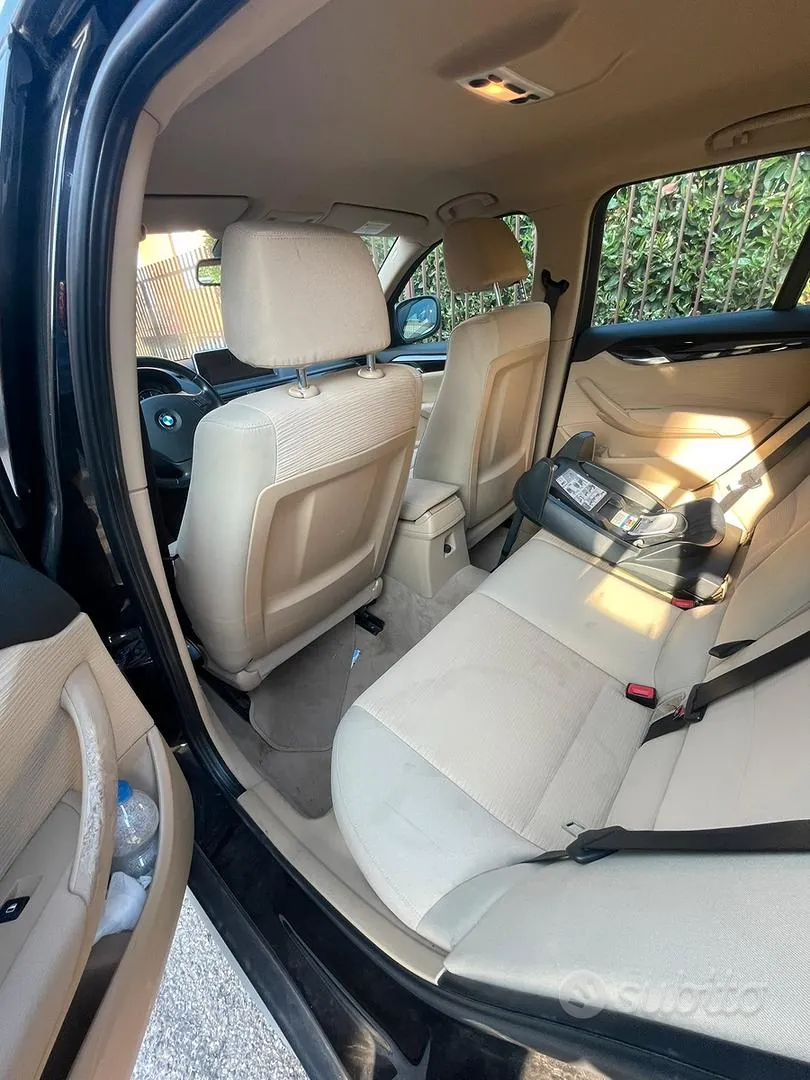BMW X1 2011 photo 4