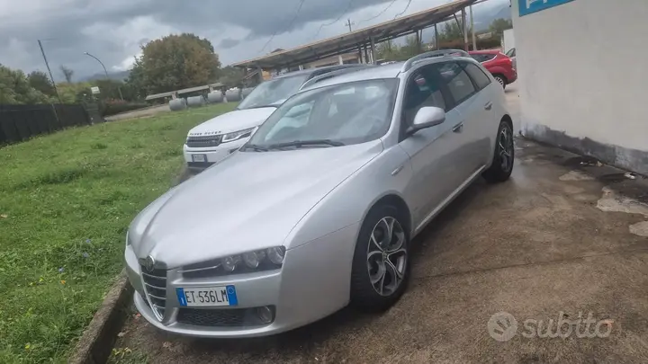 Alfa Romeo 159 2008 photo 3