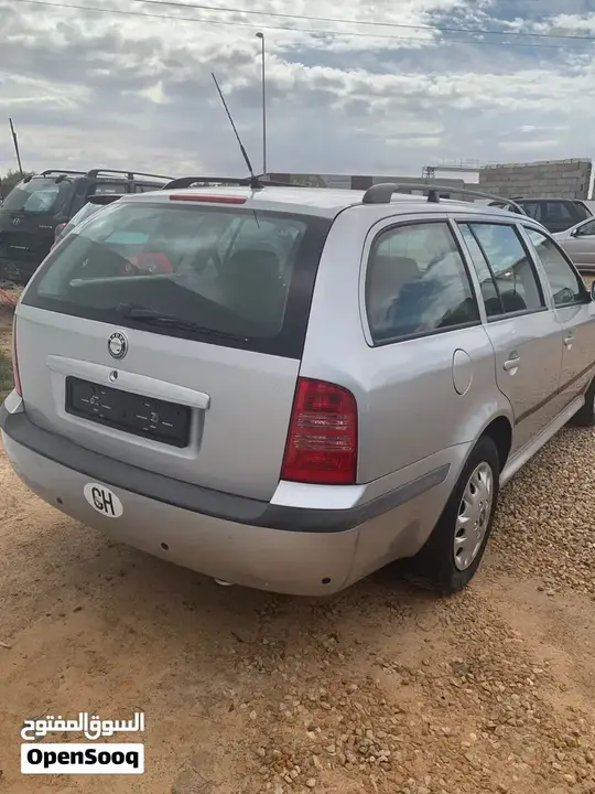 Skoda Octavia 2003 photo 2