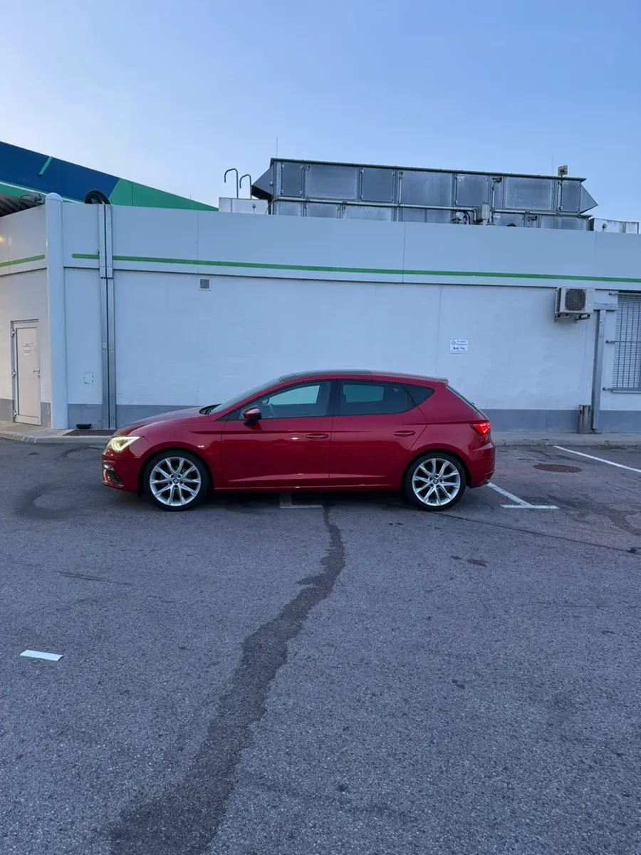 Seat Leon 2020 photo 2