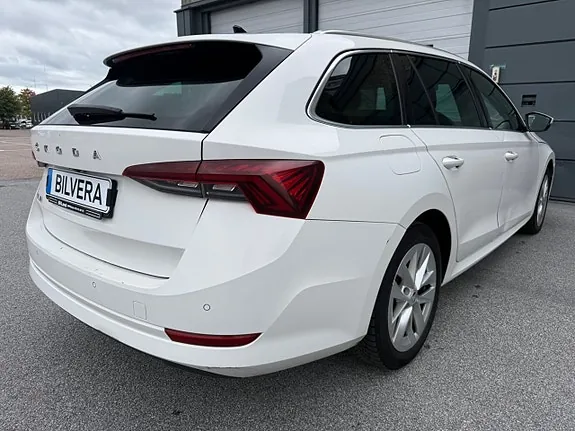 Skoda Octavia 2022 photo 5