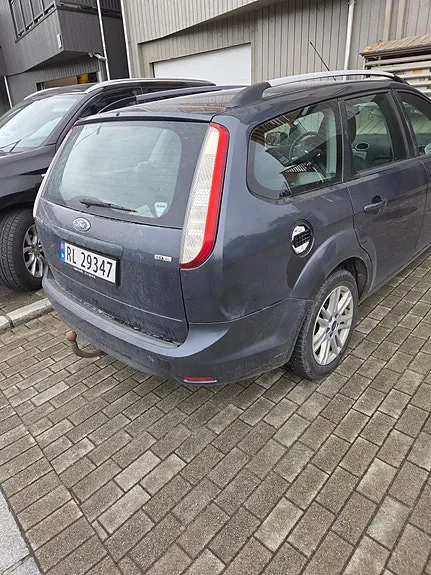Ford Focus 2008 photo 2