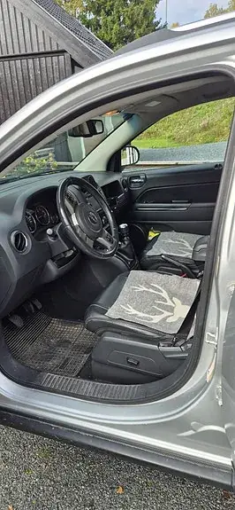 Jeep Compass 2012 photo 5