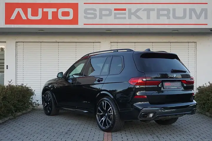 BMW X7 2021 photo 3