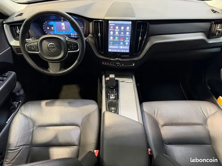 Volvo Xc60 2023 photo 3
