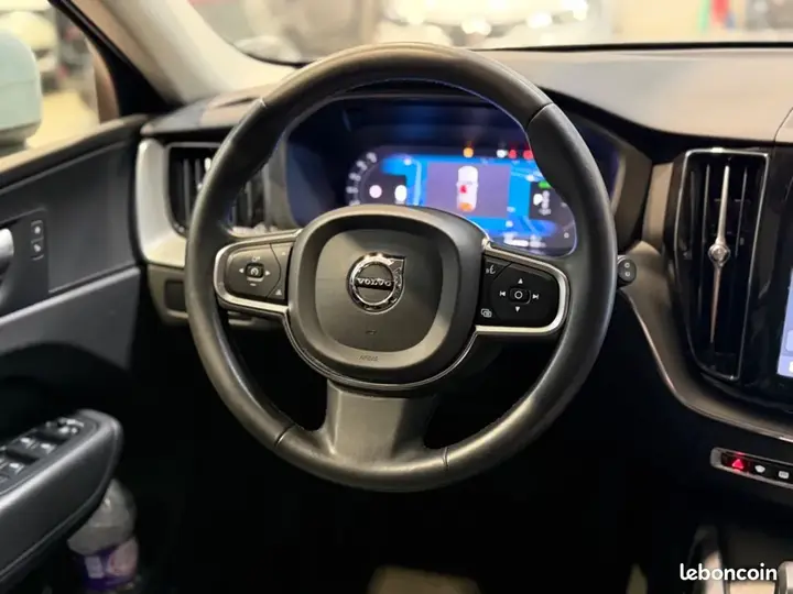 Volvo Xc60 2023 photo 4