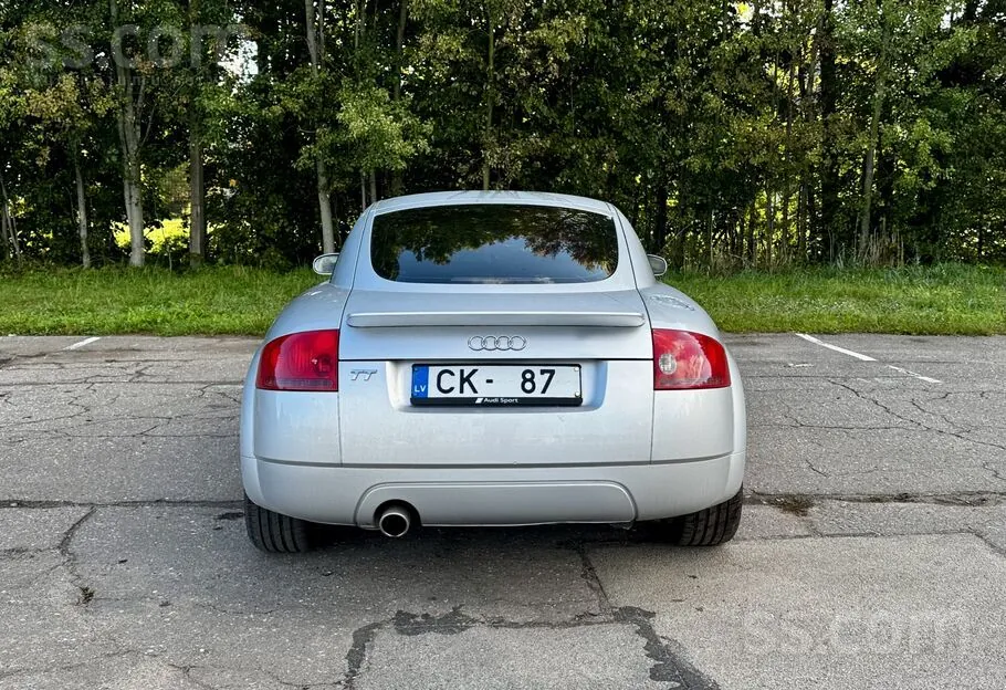 Audi Tt 2004 photo 4