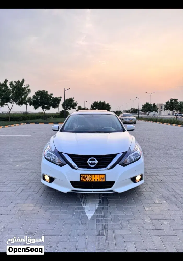 Nissan Altima