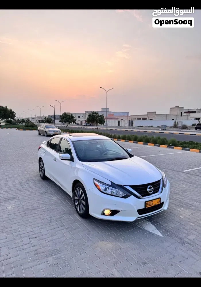 Nissan Altima 2017 photo 2