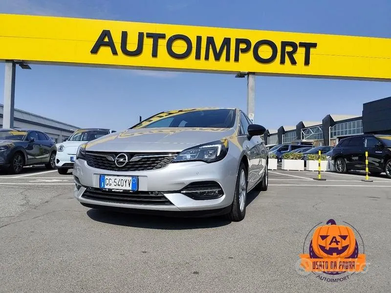 Opel Astra 2021 photo 2