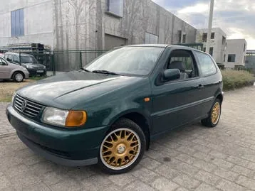 Volkswagen Polo 1997 photo 2